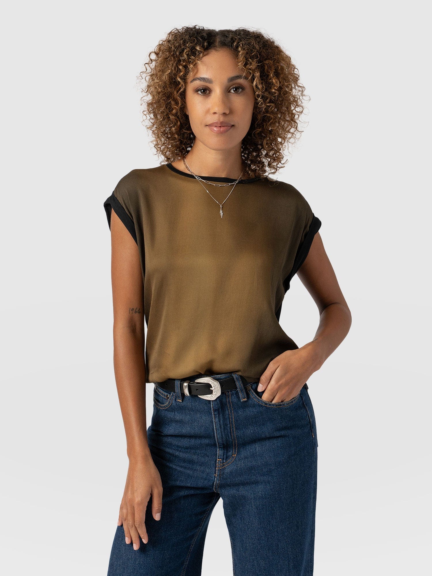 Women's Tops